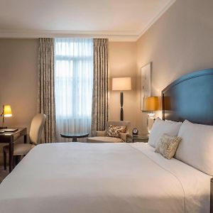 Superior Zimmer mit Kingsize-Bett